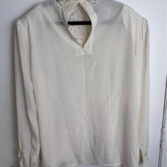 Worthington Vintage White pleated lace Top Made in Korea Sz12 Long Sleev #1020 - Picture 2 of 4